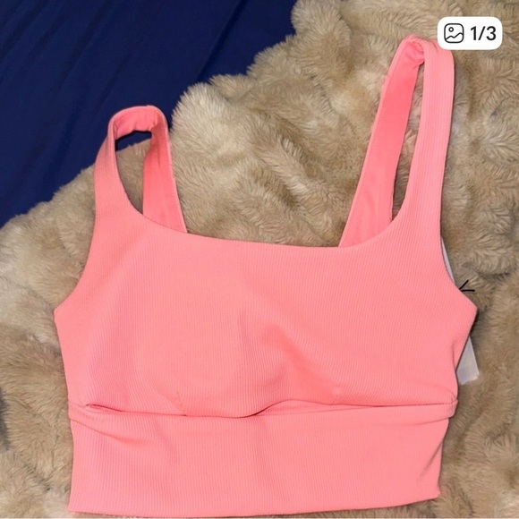 ALO Yoga Neon Bubblegum Slit Bra small Excellent Condition - Picture 2 of 2